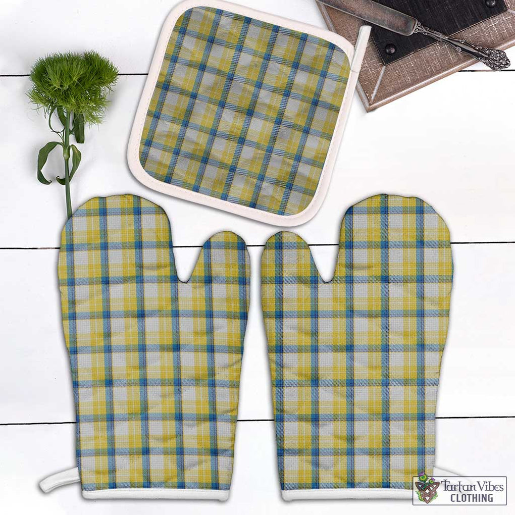 MacGrath Tartan Combo Oven Mitt & Pot-Holder Combo 2 Oven Mitt & 1 Pot-Holder Black - Tartan Vibes Clothing