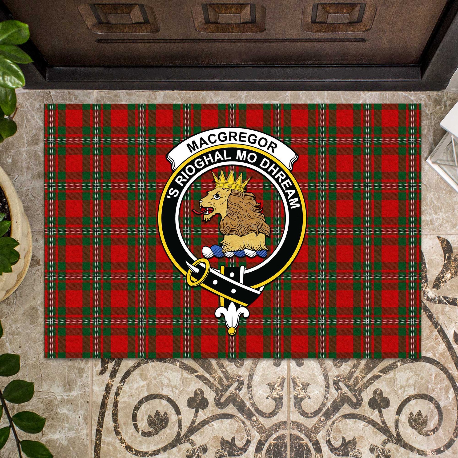 MacGregor (McGregor) Tartan Rubber Doormat with Family Crest - Tartan Vibes Clothing