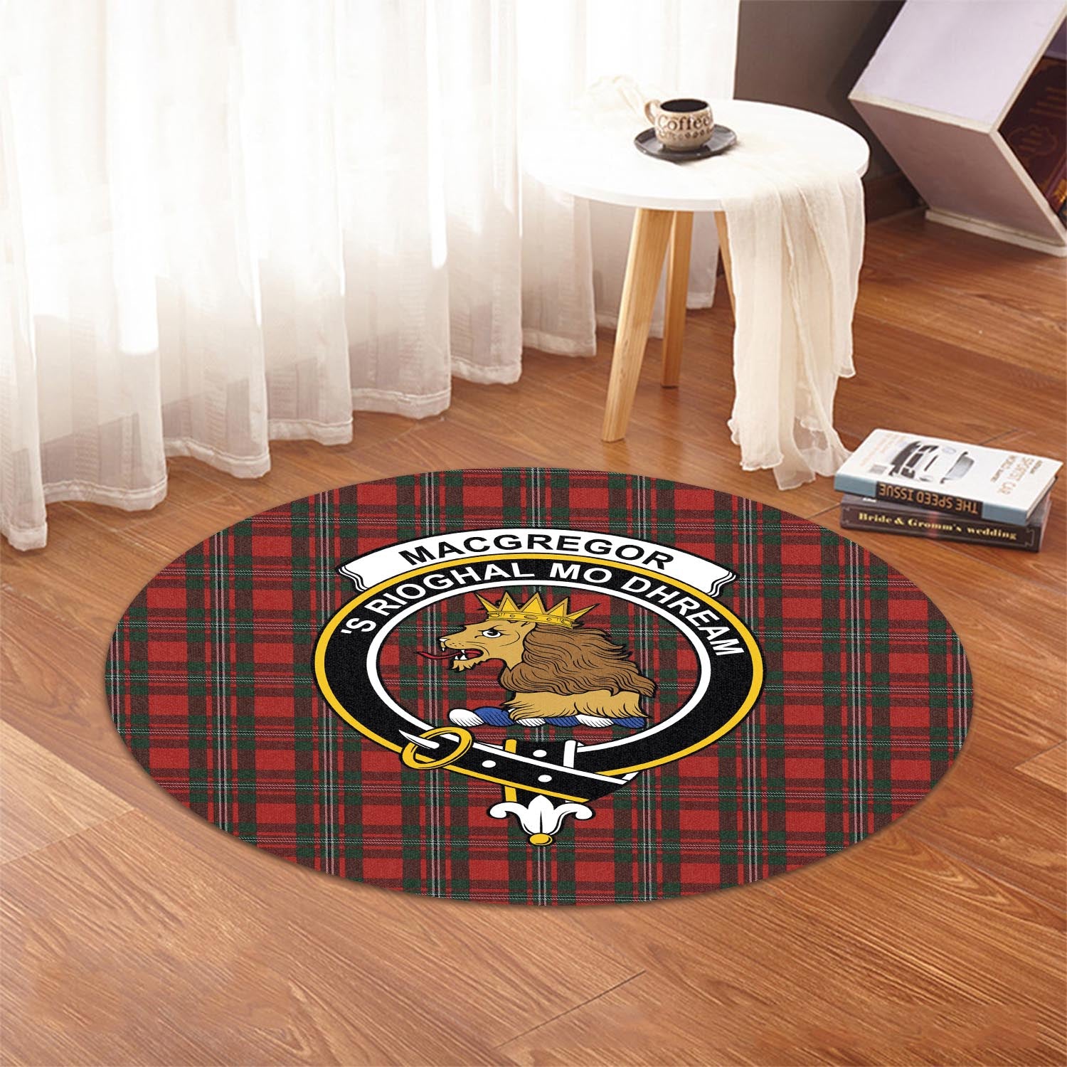 macgregor-tartan-round-rug-with-family-crest