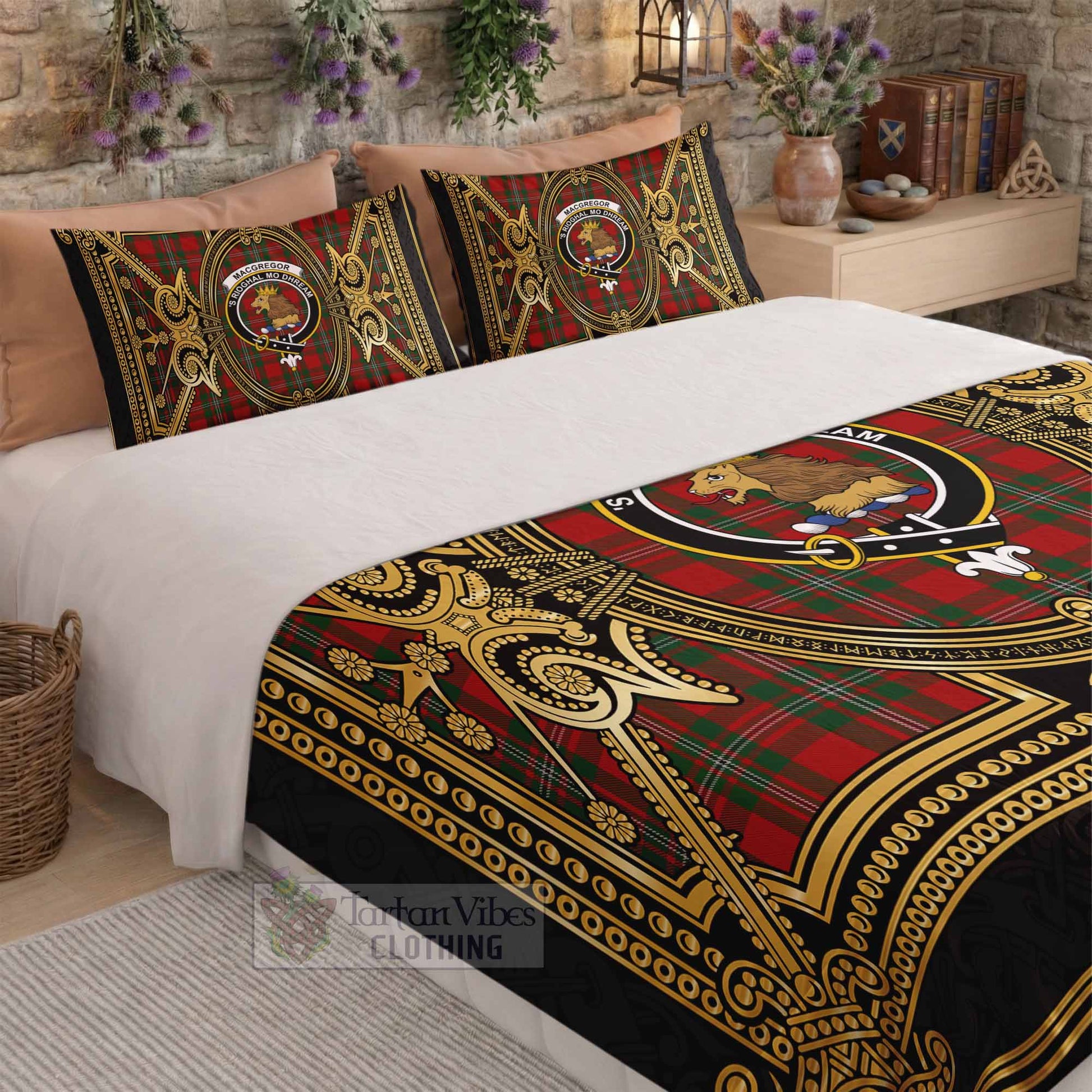 MacGregor (McGregor) Scottish Tartan Crest Bedding Set Royal Stylized