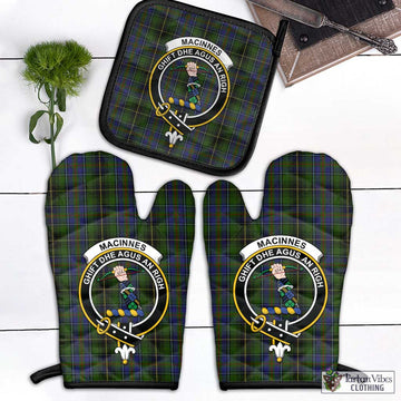 MacInnes (McInnes) Tartan Combo Oven Mitt & Pot-Holder with Family Crest Combo 1 Oven Mitt & 1 Pot-Holder Black - Tartan Vibes Clothing