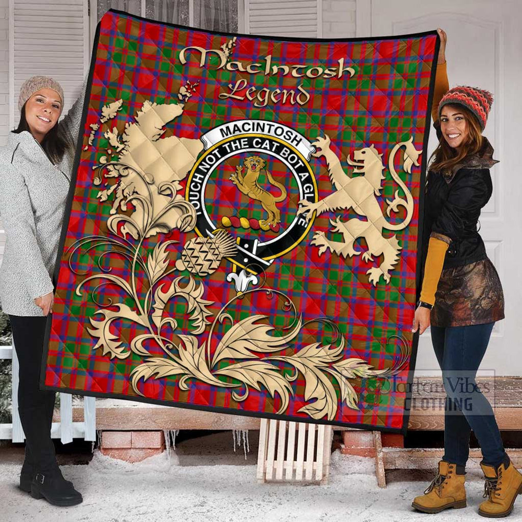 Tartan Vibes Clothing MacIntosh (McIntosh) Tartan Quilt with Family Crest and Scottish Symbol Style