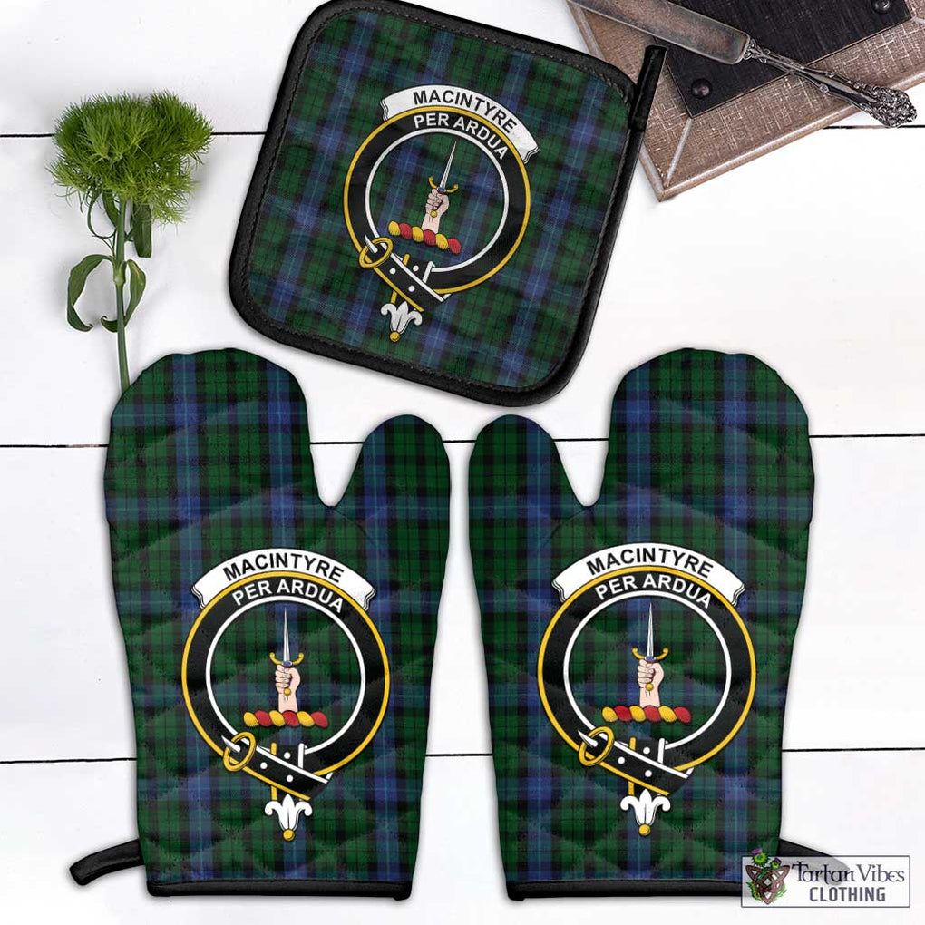 MacIntyre (McIntyre) Tartan Combo Oven Mitt & Pot-Holder with Family Crest Combo 1 Oven Mitt & 1 Pot-Holder Black - Tartan Vibes Clothing