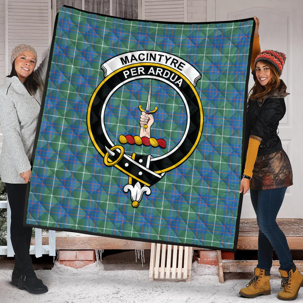 macintyre-hunting-ancient-tartan-quilt-with-family-crest