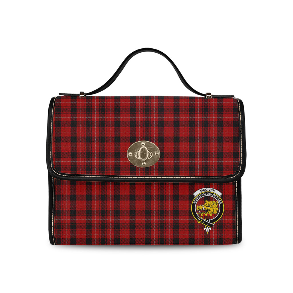 maciver-tartan-leather-strap-waterproof-canvas-bag-with-family-crest