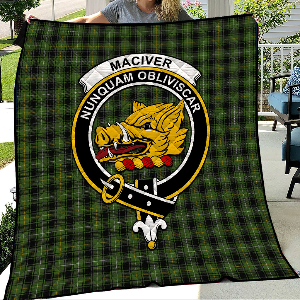 maciver-hunting-tartan-quilt-with-family-crest