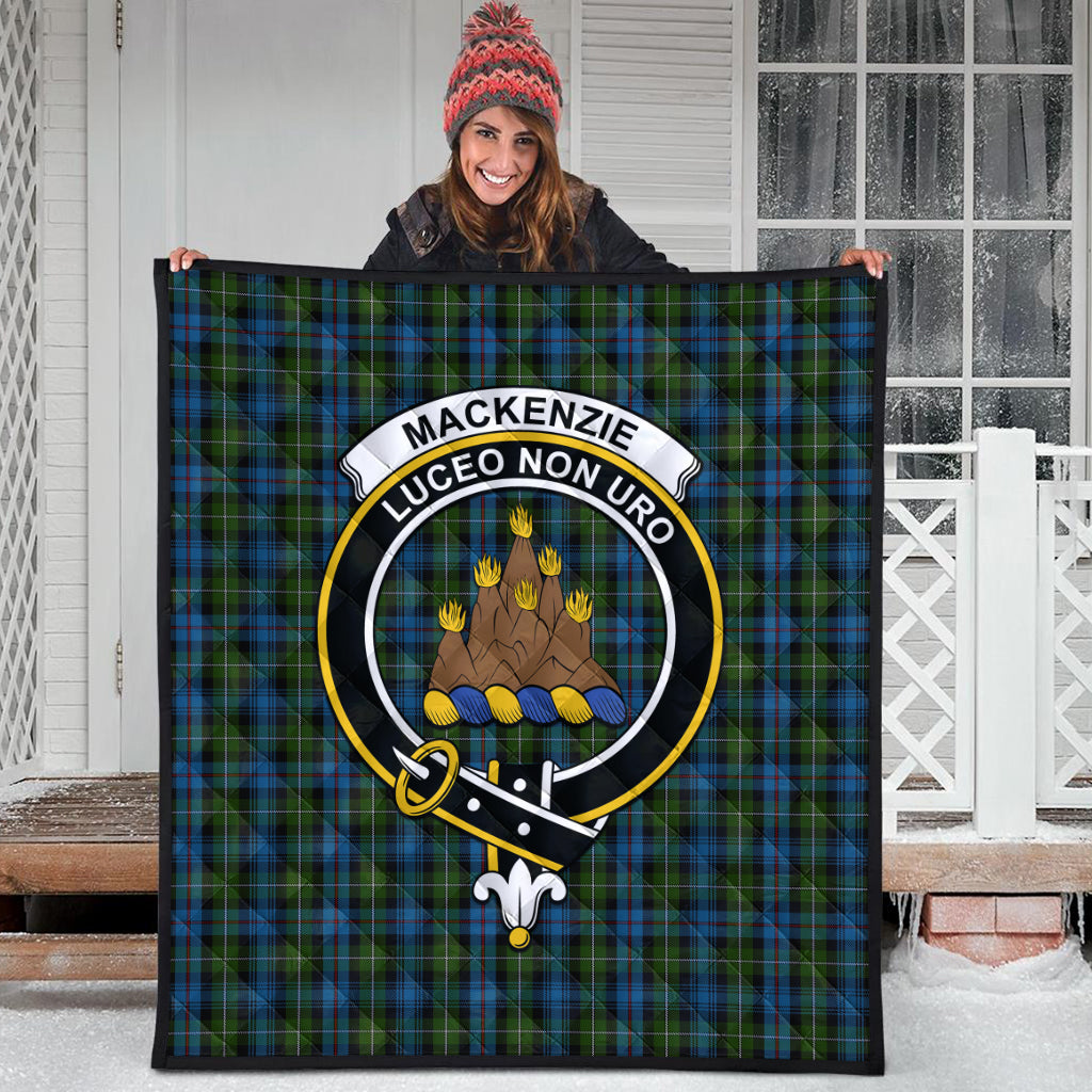 mackenzie-tartan-quilt-with-family-crest