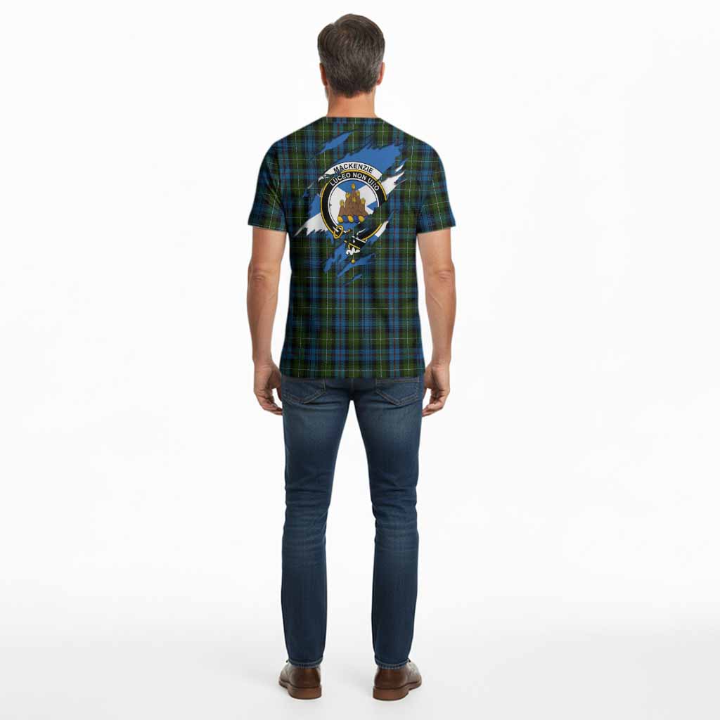 Mackenzie (Mckenzie) Clan Crest In Me Tartan Cotton T-shirt Scotland Flag Style