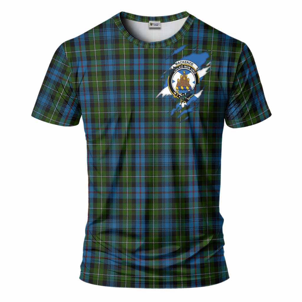 Mackenzie (Mckenzie) Clan Crest In Me Tartan T-Shirt Scotland Flag Style