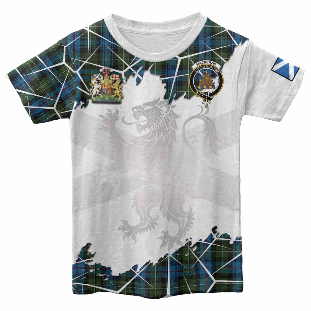 Mackenzie (Mckenzie) Tartan Kid T-shirt with Family Crest and Lion Rampant Grunge Style