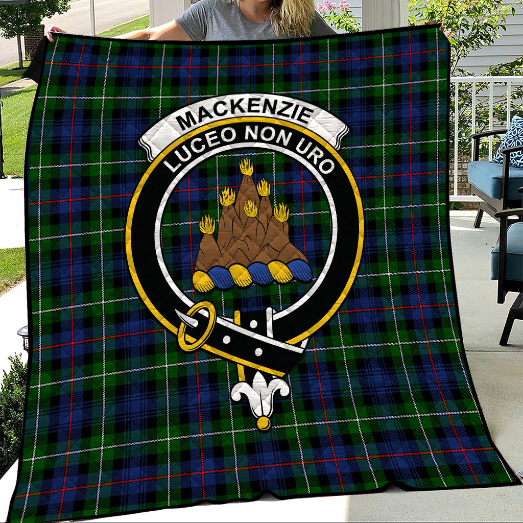 mackenzie-modern-tartan-quilt-with-family-crest