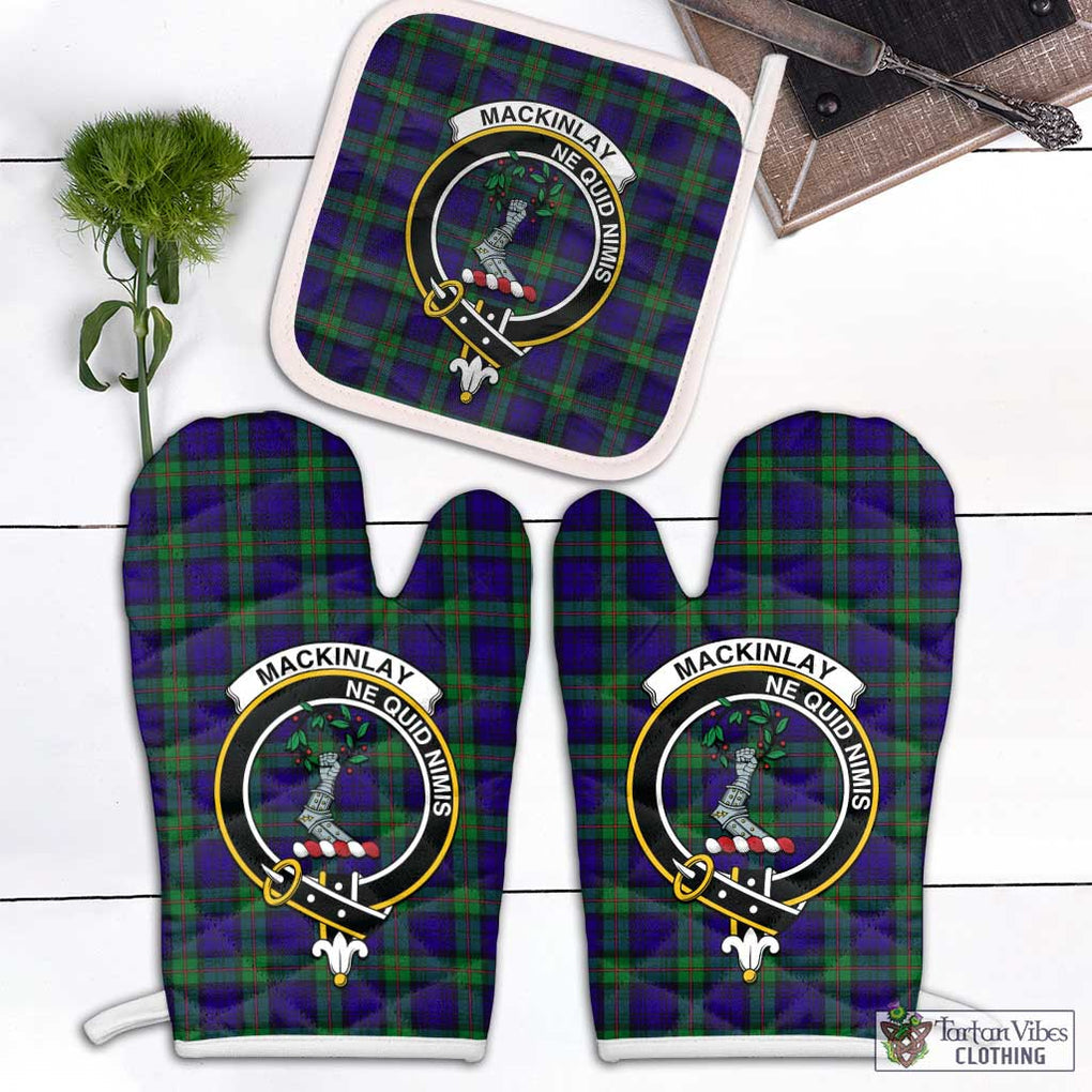 MacKinlay (McKinlay) Tartan Combo Oven Mitt & Pot-Holder with Family Crest Combo 1 Oven Mitt & 1 Pot-Holder White - Tartan Vibes Clothing