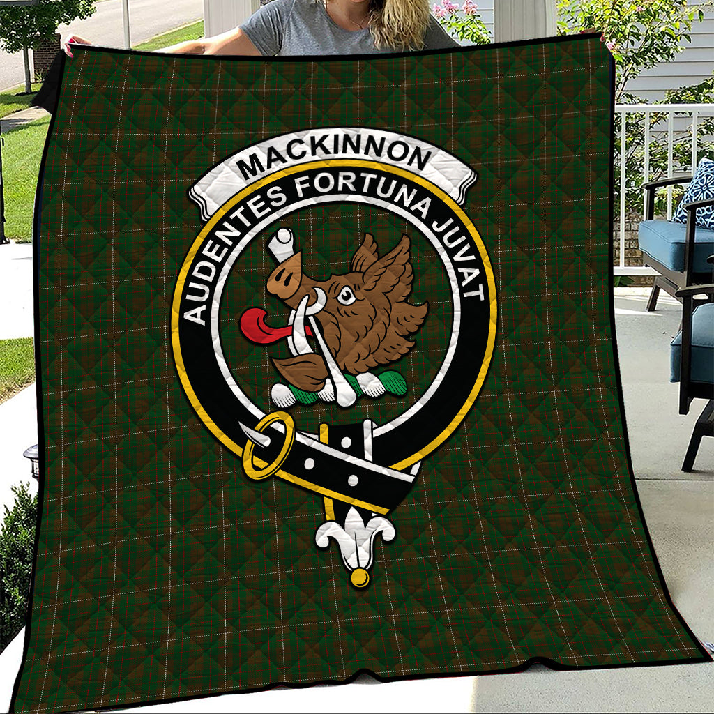 mackinnon-hunting-tartan-quilt-with-family-crest