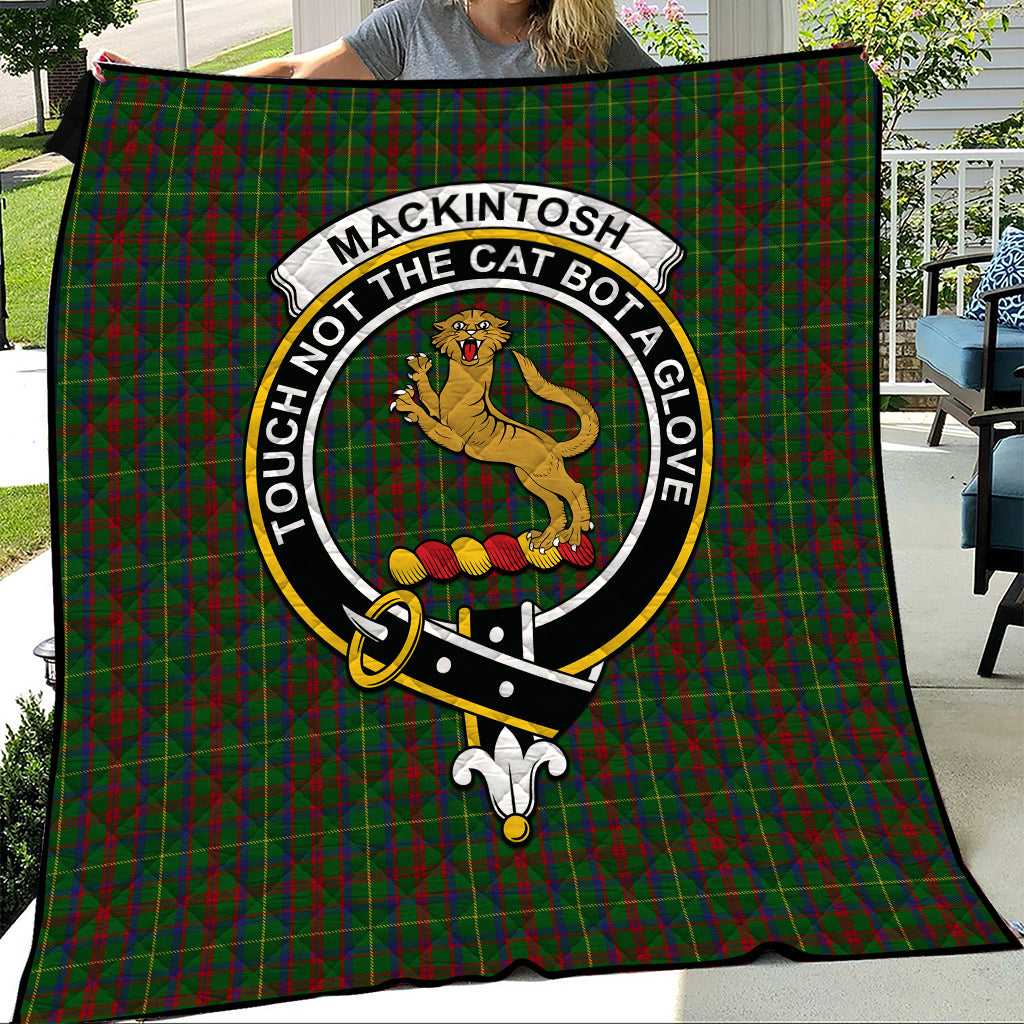 mackintosh-hunting-tartan-quilt-with-family-crest
