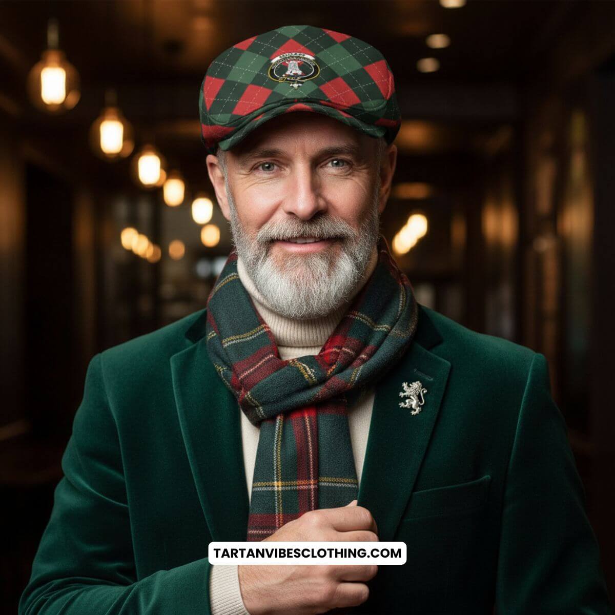 MacLean (McLean) Scottish Family Crest Flat Cap, Jeff Cap Argyle Plaid Christmas Style
