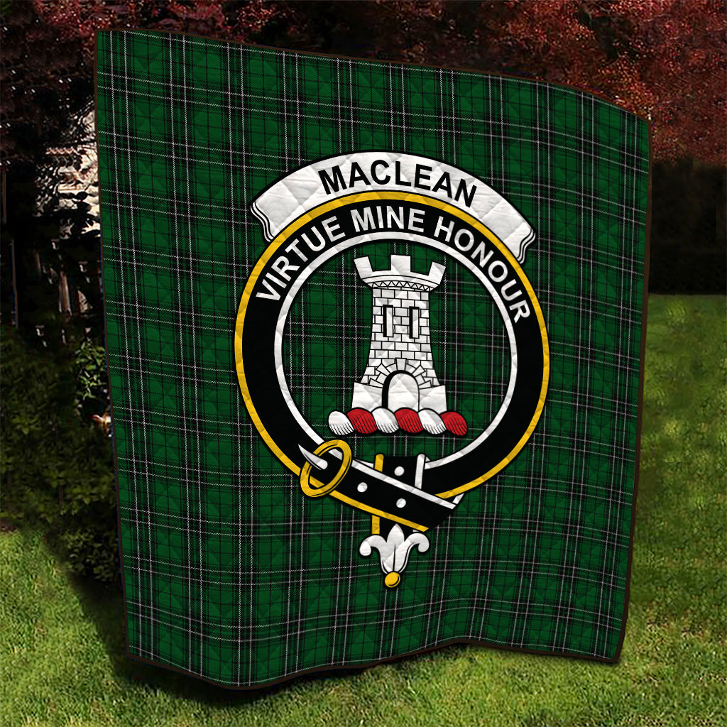 maclean-of-duart-hunting-tartan-quilt-with-family-crest
