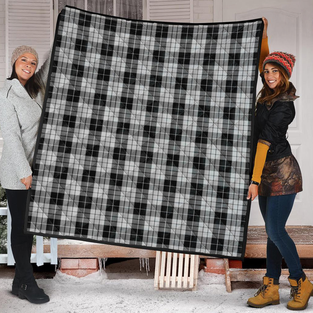 macleod-black-and-white-tartan-quilt