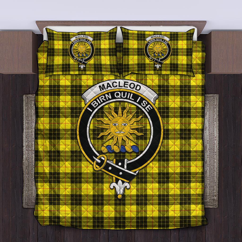 MacLeod of Lewis Modern Tartan Crest Tablecloth