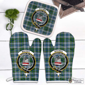 MacNeil (McNeil) Tartan Combo Oven Mitt & Pot-Holder with Family Crest Combo 1 Oven Mitt & 1 Pot-Holder White - Tartan Vibes Clothing
