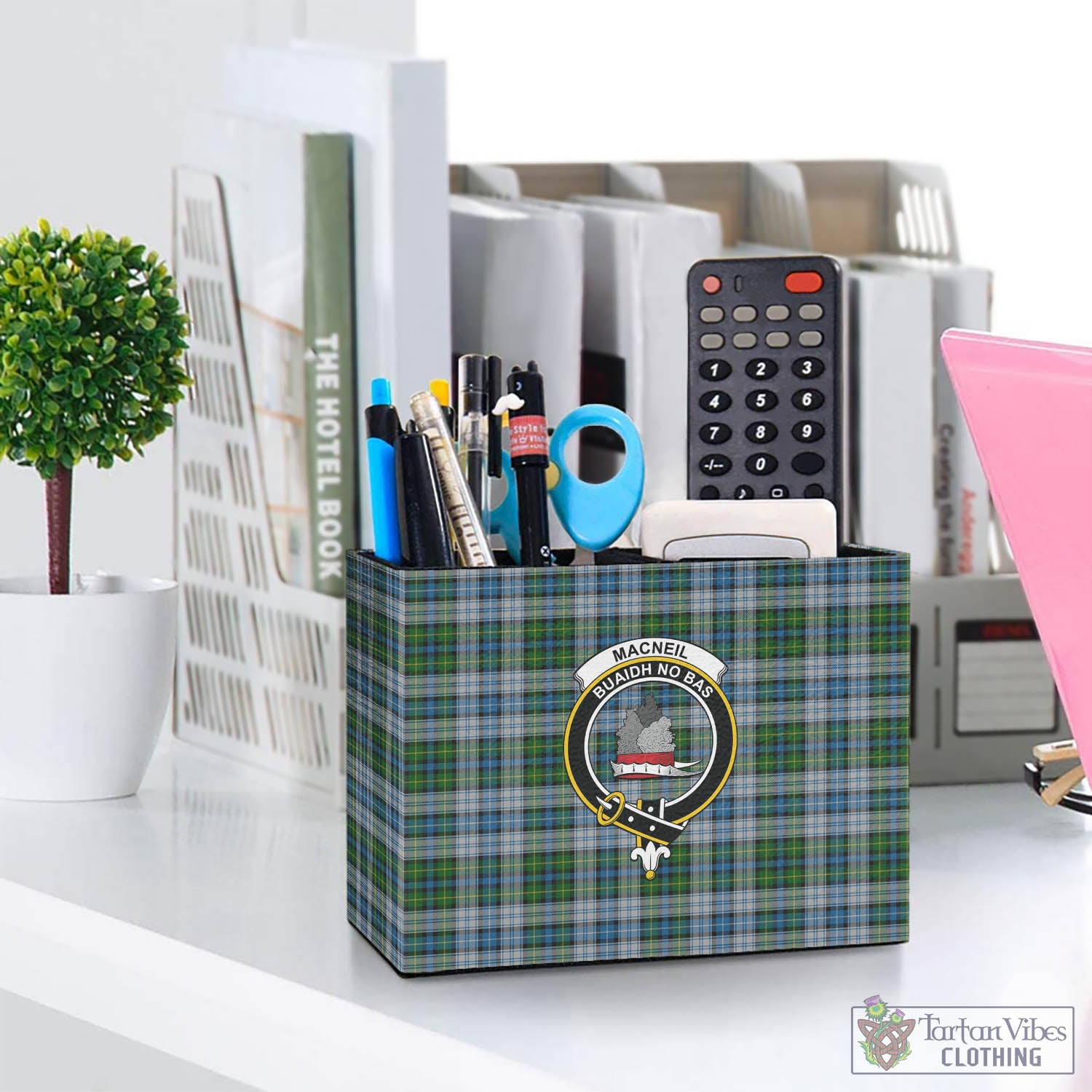 Tartan Vibes Clothing MacNeil Dress Tartan Pen Holder with Family Crest
