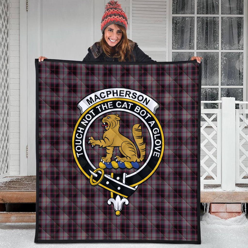 macpherson-hunting-tartan-quilt-with-family-crest