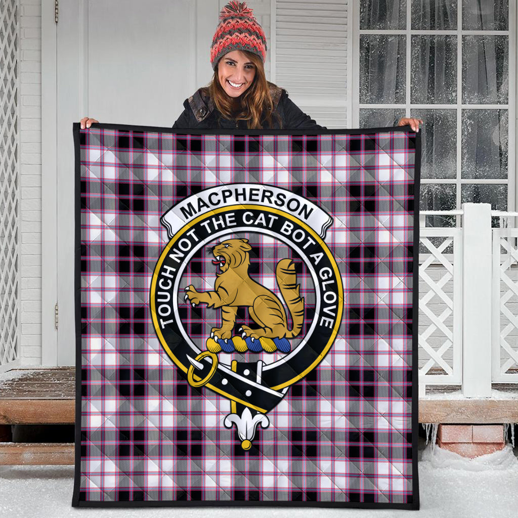 macpherson-hunting-modern-tartan-quilt-with-family-crest