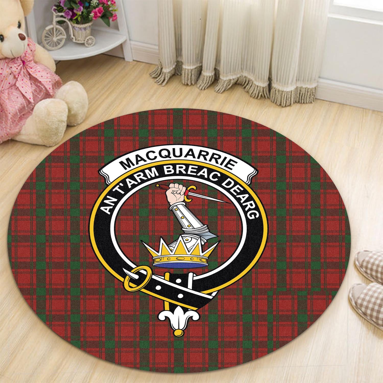 macquarrie-tartan-round-rug-with-family-crest