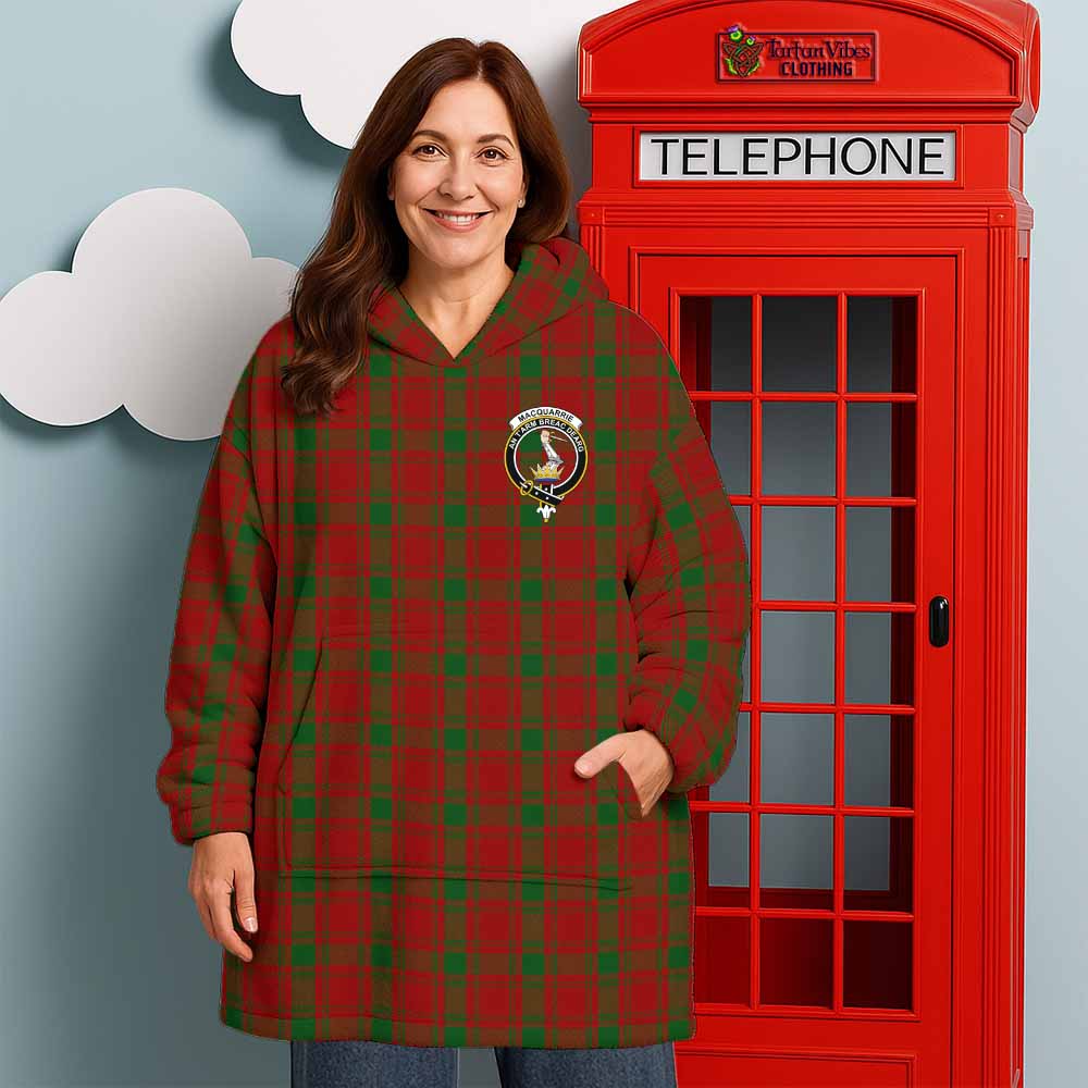 MacQuarrie (McQuarrie) Tartan Wearable Blanket with Family Crest - Tartan Vibes Clothing