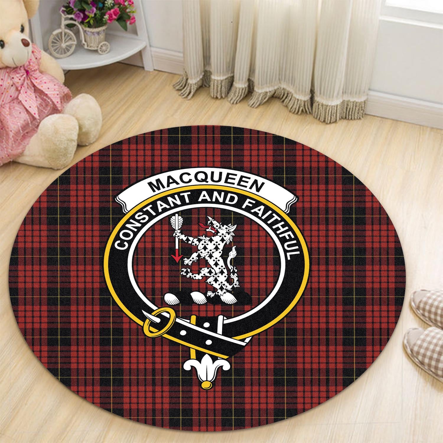 macqueen-tartan-round-rug-with-family-crest