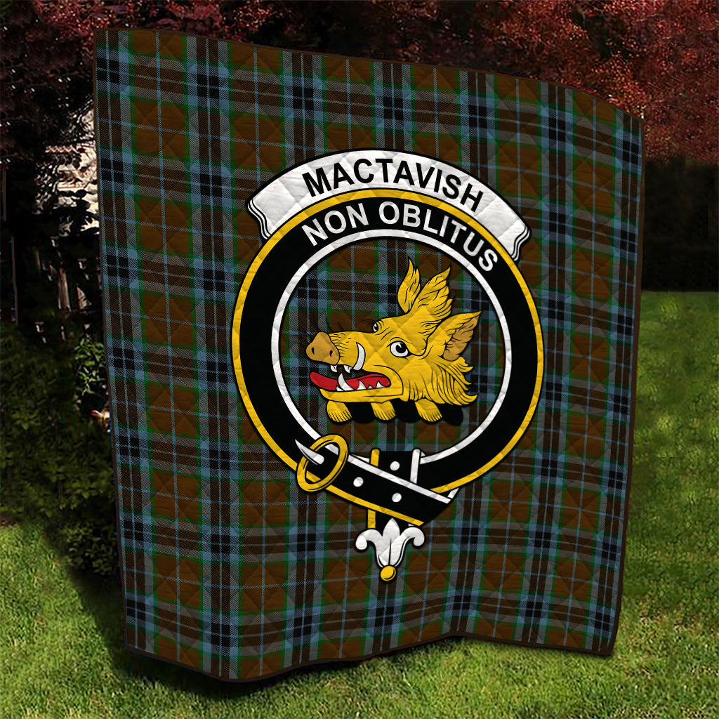mactavish-hunting-tartan-quilt-with-family-crest