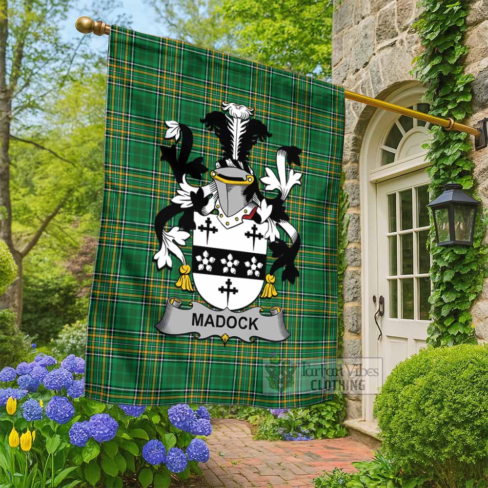 Madock Irish Clan Tartan Flag with Coat of Arms