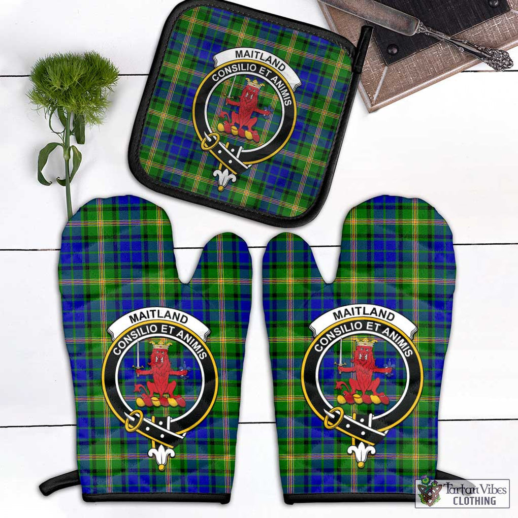 Maitland Tartan Combo Oven Mitt & Pot-Holder with Family Crest Combo 1 Oven Mitt & 1 Pot-Holder Black - Tartan Vibes Clothing