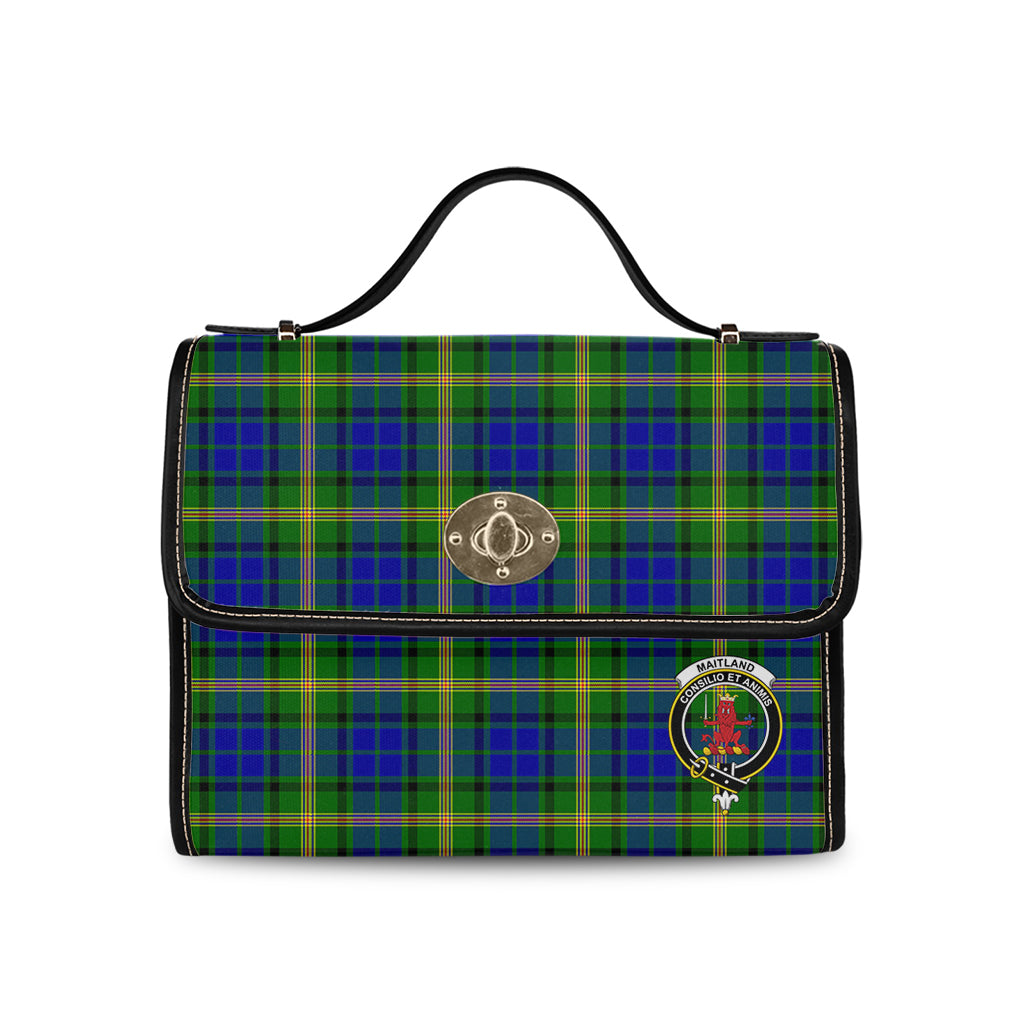 maitland-tartan-leather-strap-waterproof-canvas-bag-with-family-crest