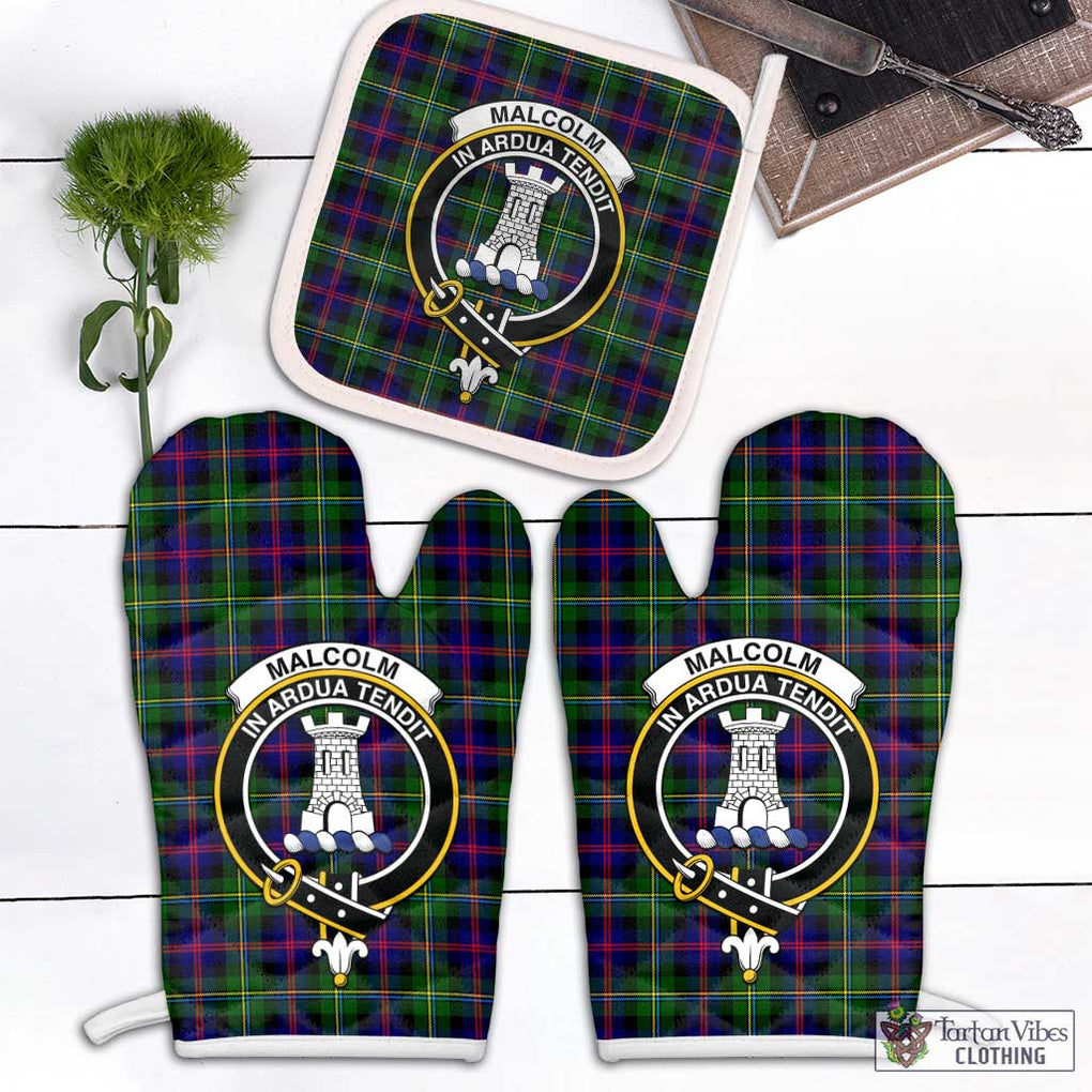 Malcolm Tartan Combo Oven Mitt & Pot-Holder with Family Crest Combo 1 Oven Mitt & 1 Pot-Holder White - Tartan Vibes Clothing