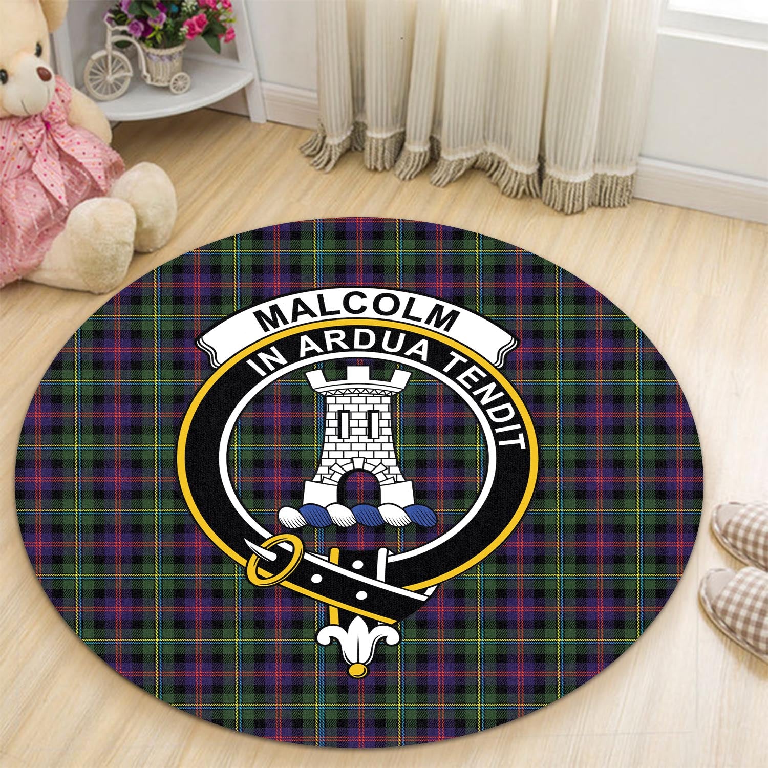 malcolm-tartan-round-rug-with-family-crest