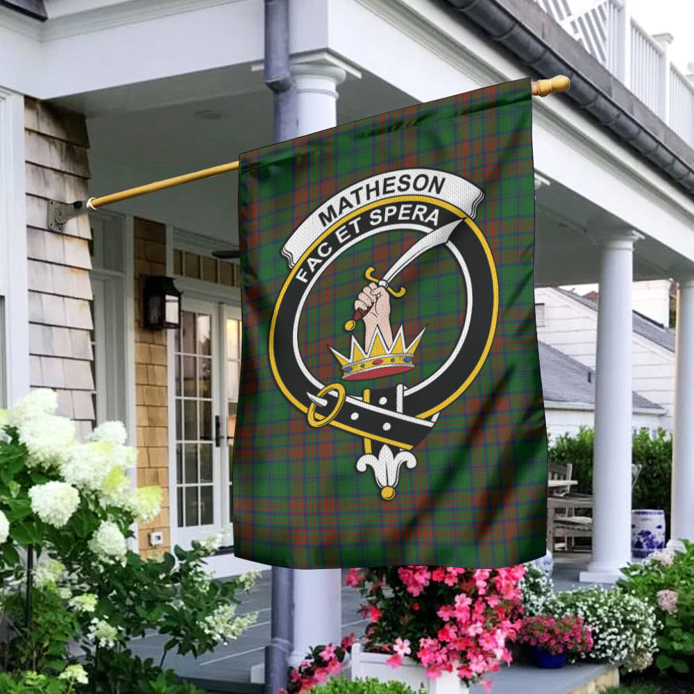 matheson-hunting-highland-tartan-flag-with-family-crest