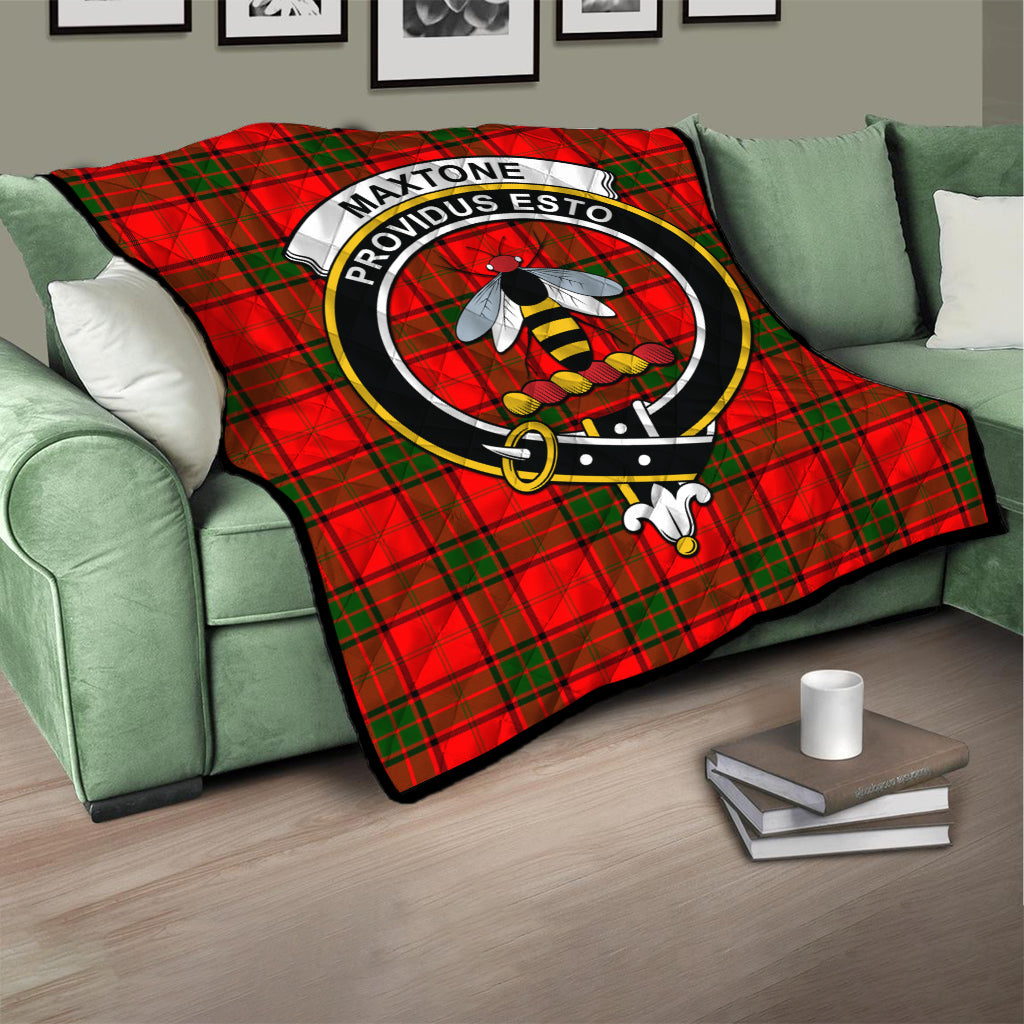 maxtone-tartan-quilt-with-family-crest