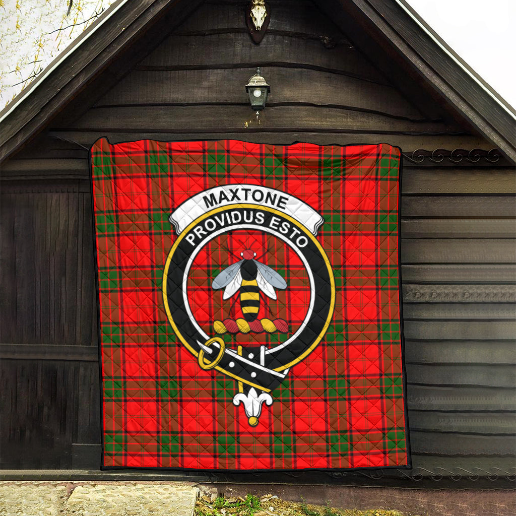 maxtone-tartan-quilt-with-family-crest
