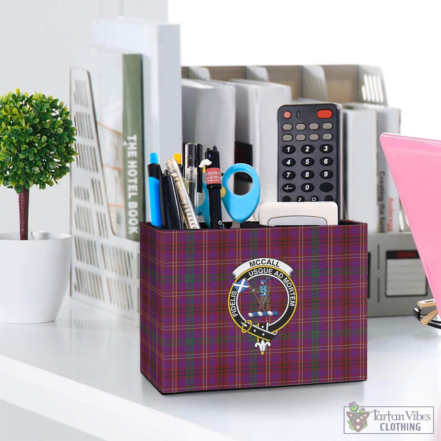 McCall (Caithness) Tartan Pen Holder with Family Crest One Size 5.9"(L)*2.7"(W)*4.3"(H) - Tartan Vibes Clothing