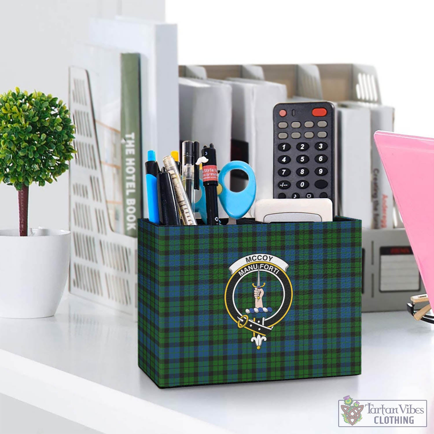 McCoy Tartan Pen Holder with Family Crest One Size 5.9"(L)*2.7"(W)*4.3"(H) - Tartan Vibes Clothing