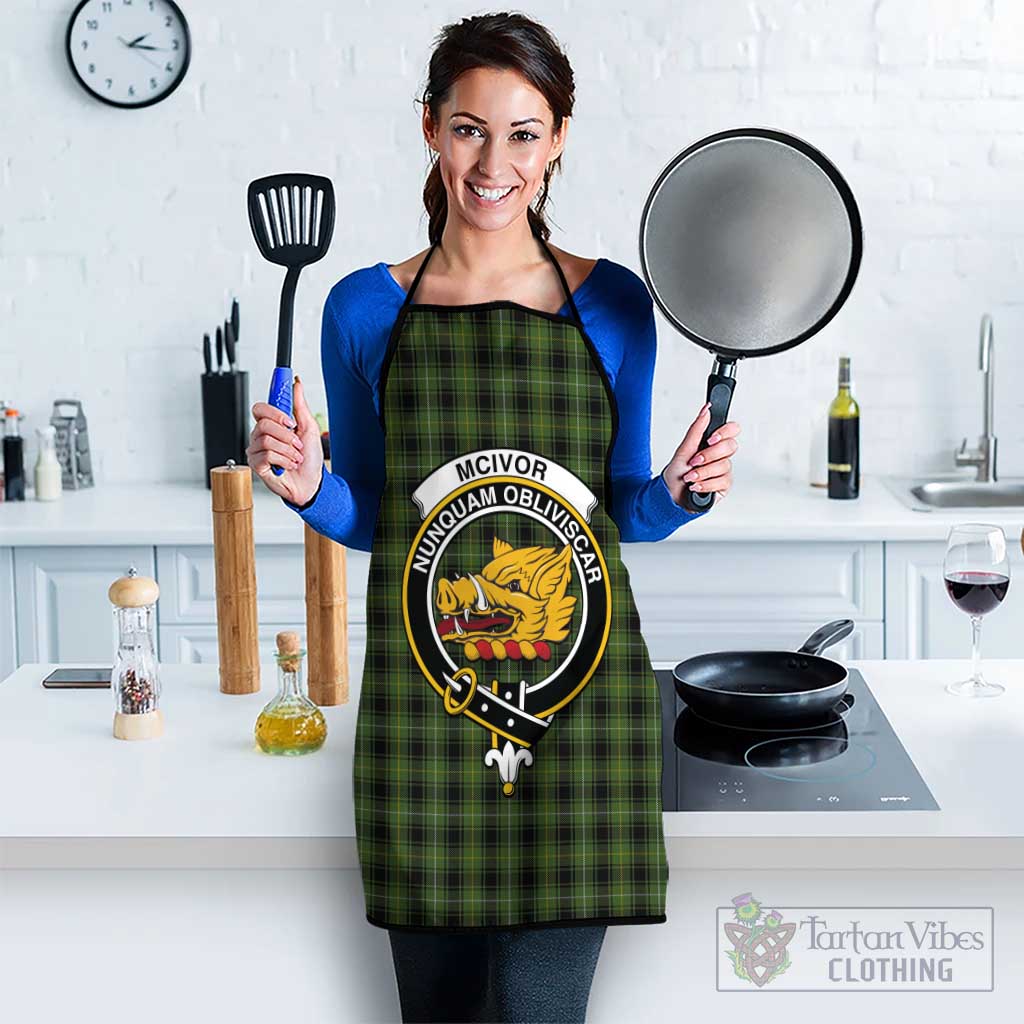 McIvor Hunting Tartan Apron with Family Crest Black S 38x47 cm - Tartan Vibes Clothing