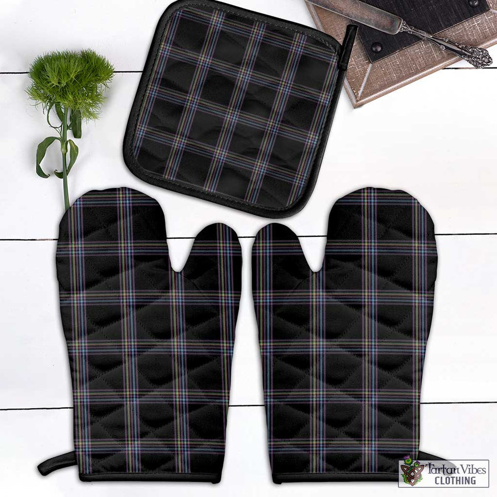 McKenna Tartan Combo Oven Mitt & Pot-Holder Combo 1 Oven Mitt & 1 Pot-Holder Black - Tartan Vibes Clothing