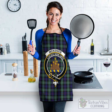 Mckenzie Hunting Green Tartan Apron with Family Crest Black S 38x47 cm - Tartan Vibes Clothing