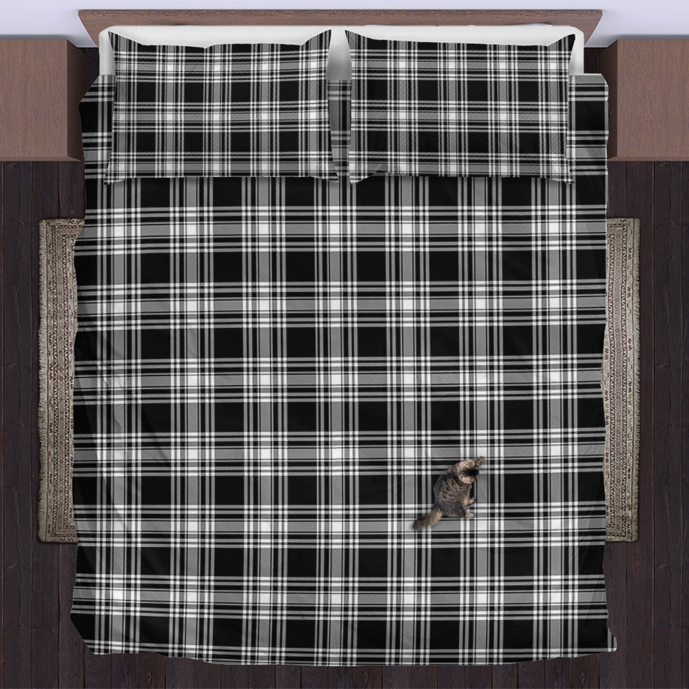 menzies-black-and-white-tartan-bedding-set