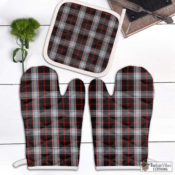 Merrilees Tartan Combo Oven Mitt & Pot-Holder Combo 2 Oven Mitt & 1 Pot-Holder Black - Tartan Vibes Clothing