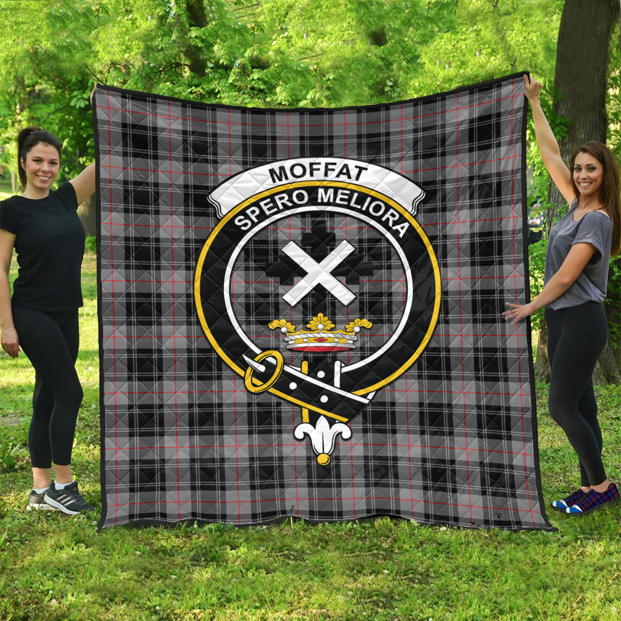 moffat-modern-tartan-quilt-with-family-crest