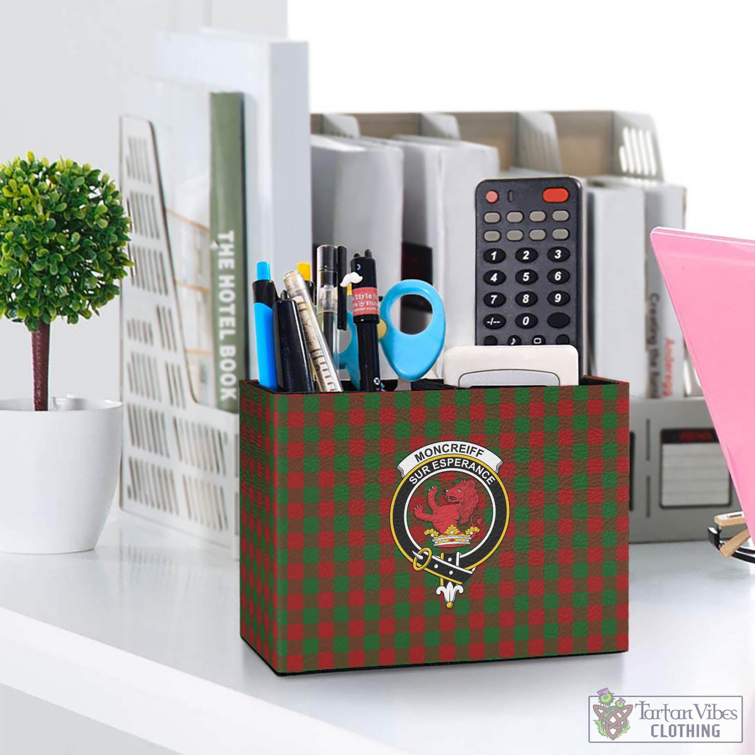 Moncrieff (Moncreiffe) Tartan Pen Holder with Family Crest One Size 5.9"(L)*2.7"(W)*4.3"(H) - Tartan Vibes Clothing