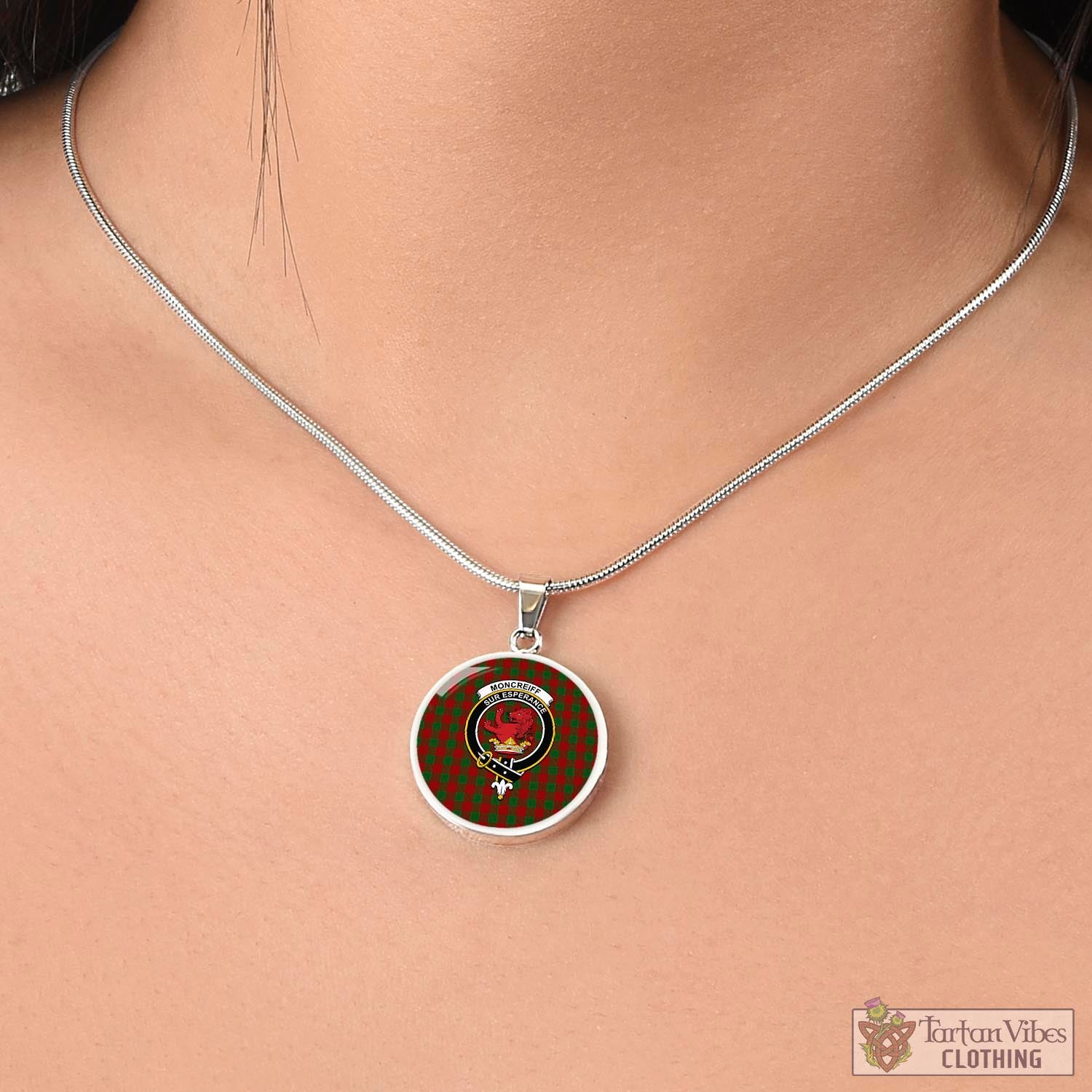 Moncrieff (Moncreiffe) Tartan Circle Necklace with Family Crest - Tartan Vibes Clothing