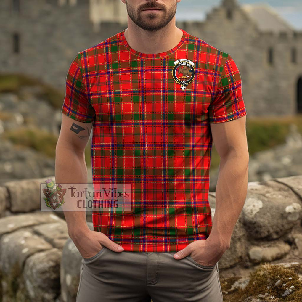Monroe Modern Tartan Cotton T-Shirt with Family Crest Men's Shirt - Tartanvibesclothing Shop