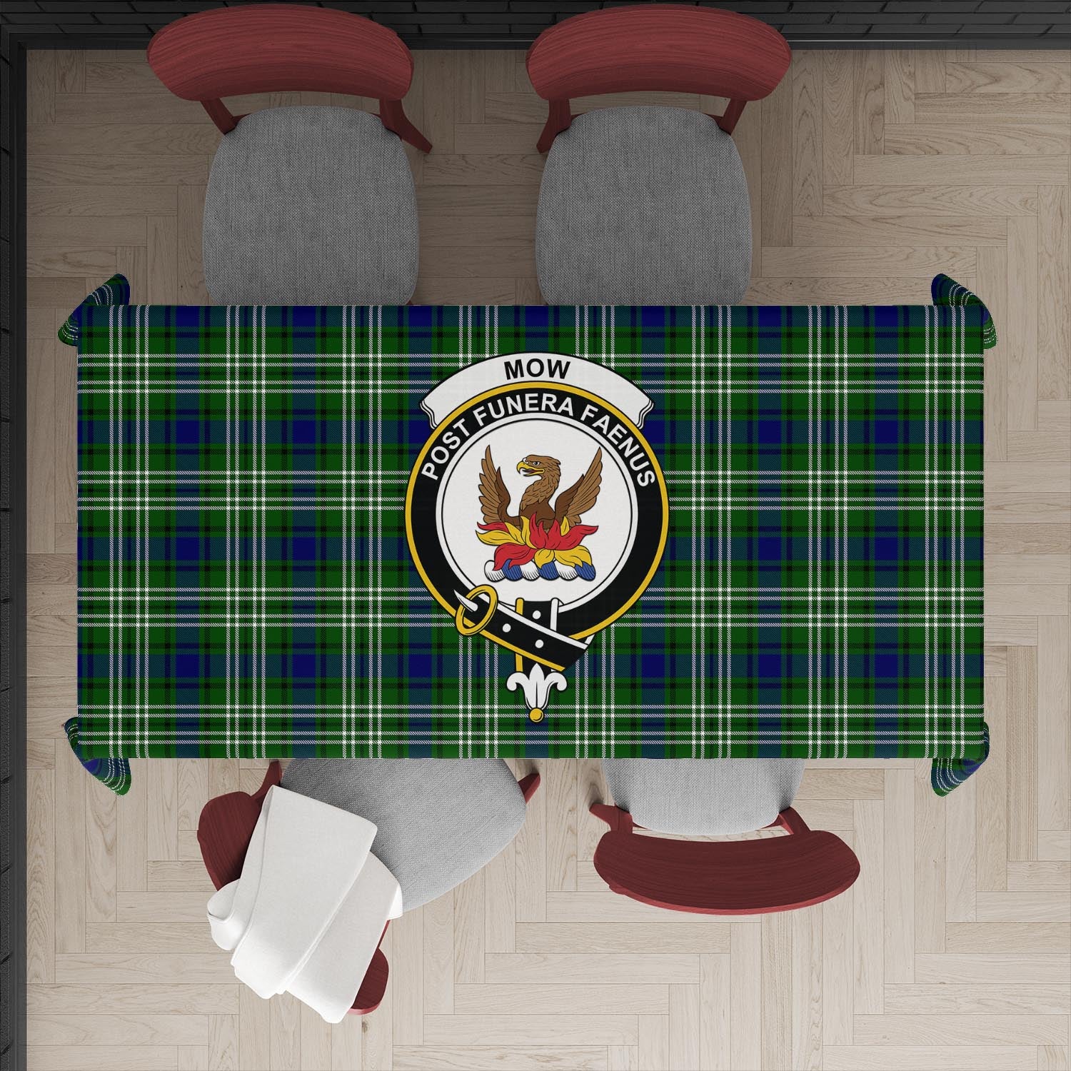 mow-tatan-tablecloth-with-family-crest